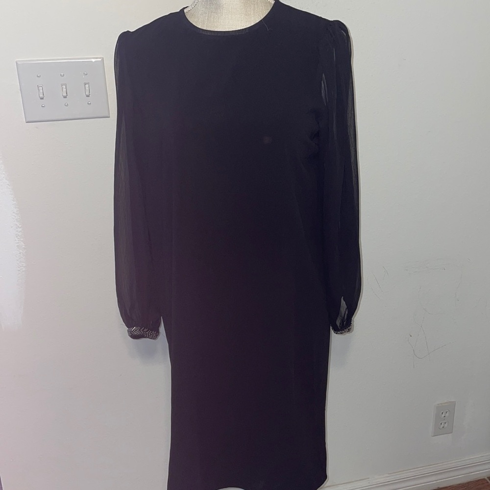 Black dress size petite large